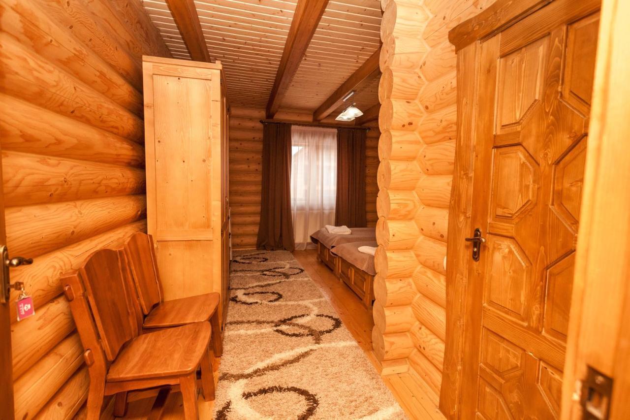 Guest house М Ворохта Экстерьер фото