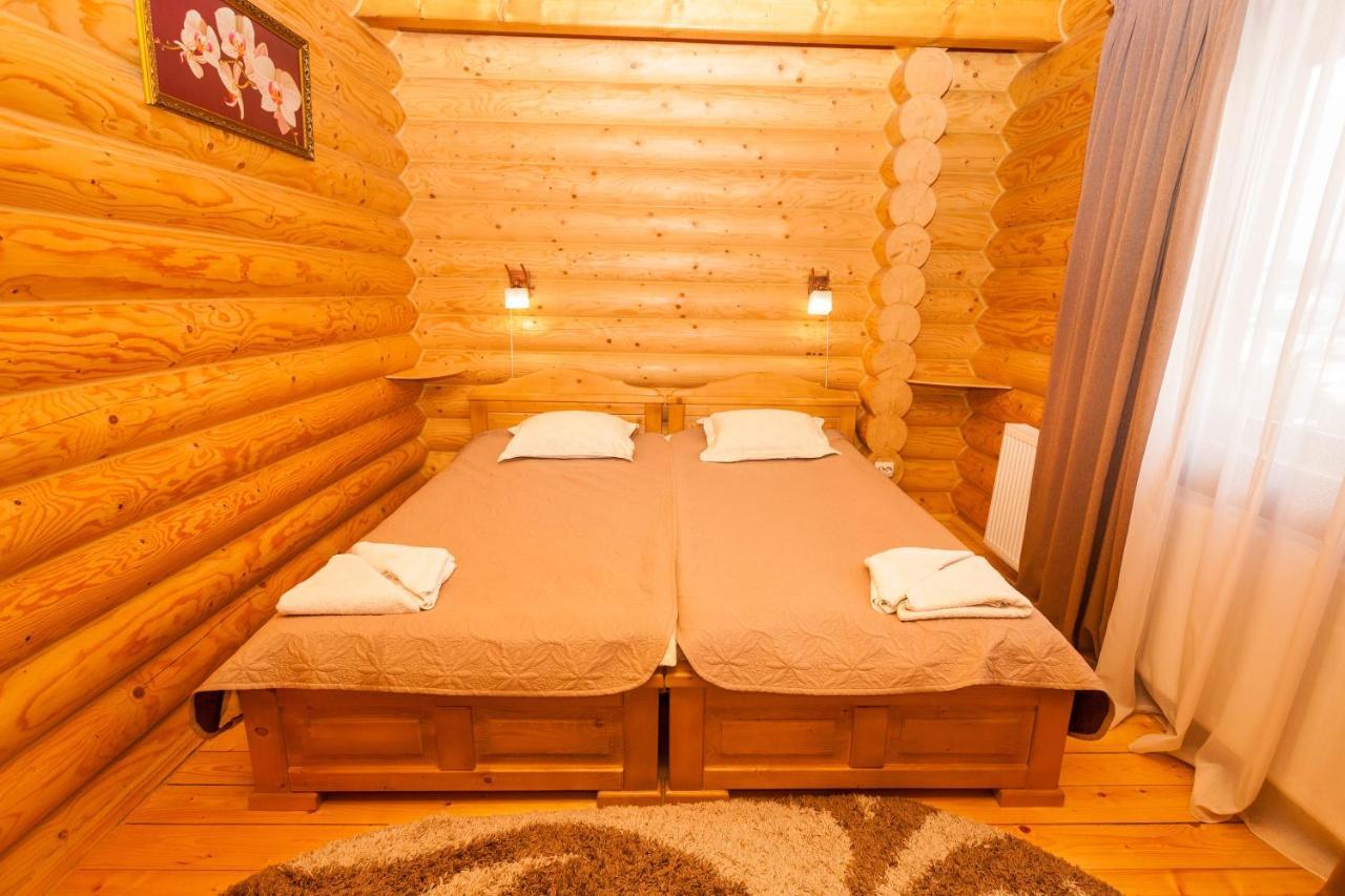 Guest house М Ворохта Экстерьер фото