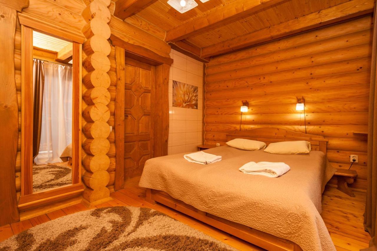 Guest house М Ворохта Экстерьер фото