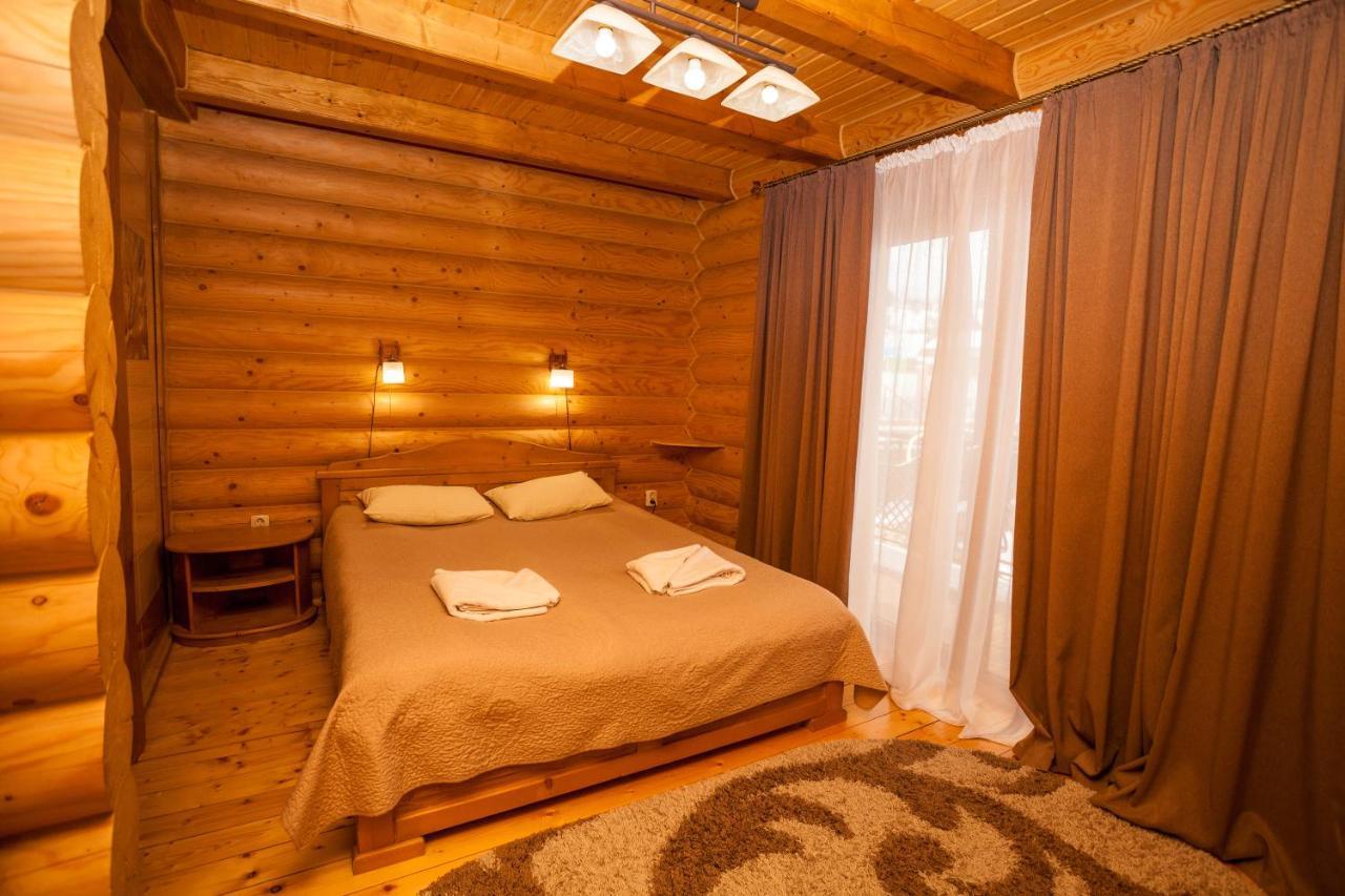 Guest house М Ворохта Экстерьер фото
